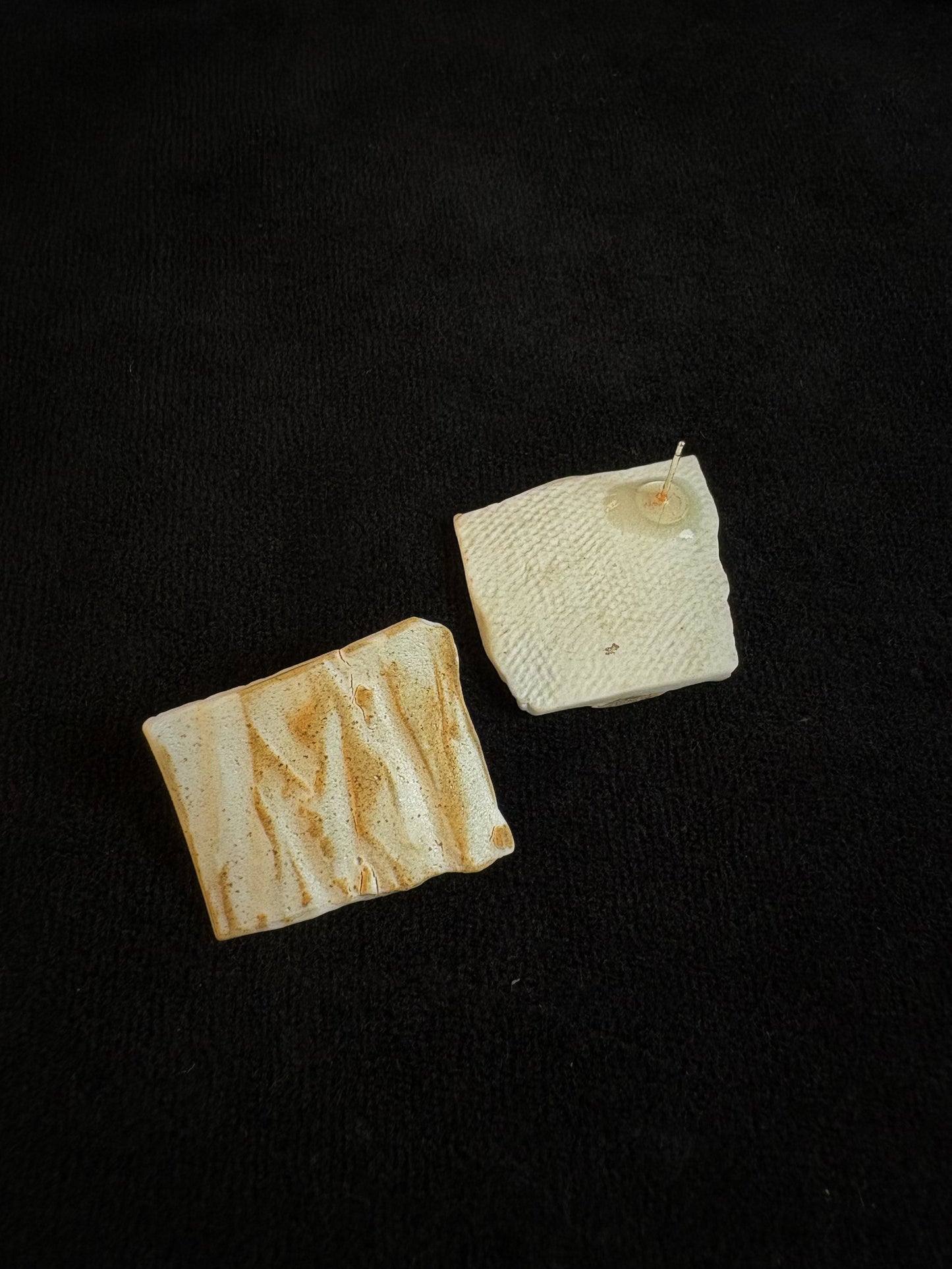 ORGANIC FORM – “Tide-Carved Eye"