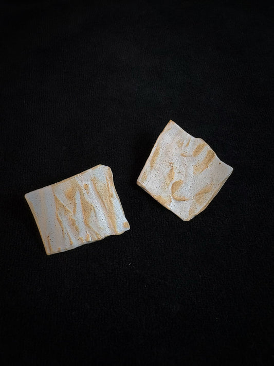 ORGANIC FORM – “Tide-Carved Eye"